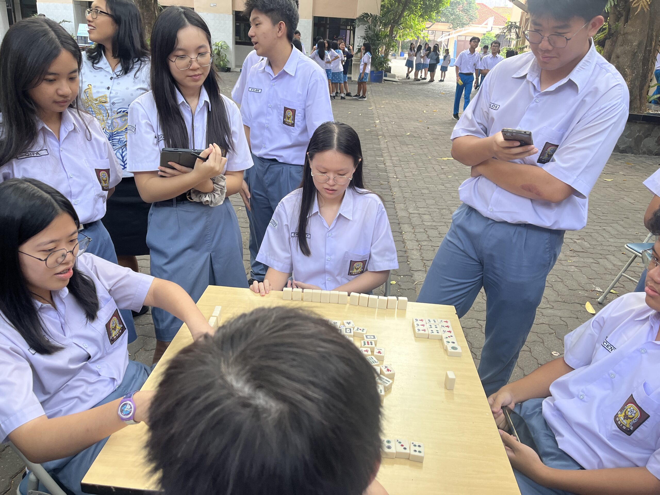 Pemain Mahjong-Kelompok 4